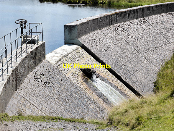 Photo 6"x4" Llyn Cwm-byr dam Tarren Bwlch-gwyn c2014