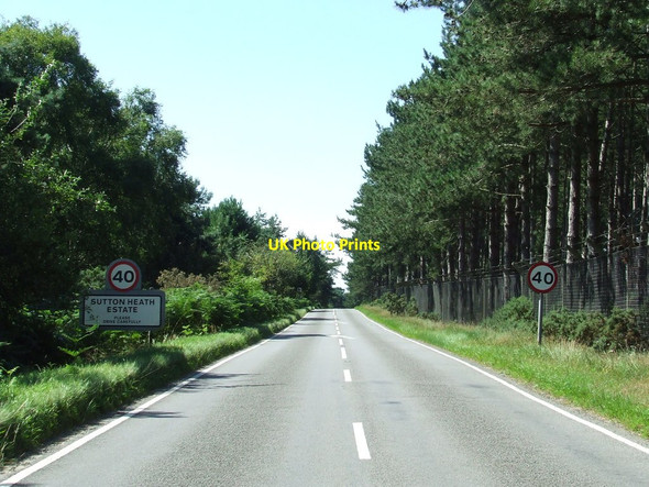 Photo 6"x4" Entering Sutton Heath Estate Sutton\/TM3045 c2014