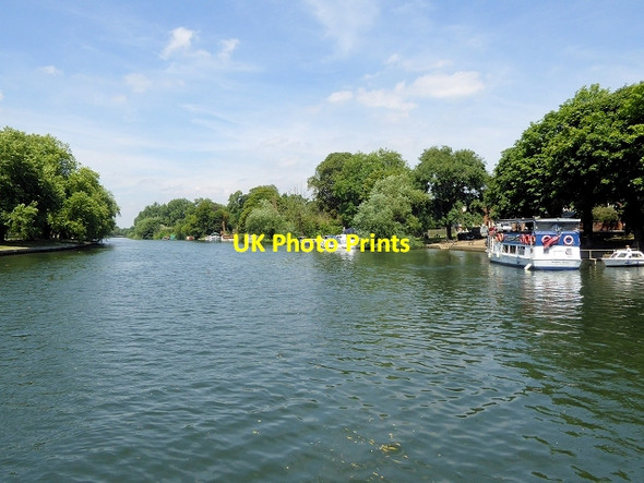 Photo 6"x4" River Thames, Upstream from Datchet Windsor\/SU9676 c2014