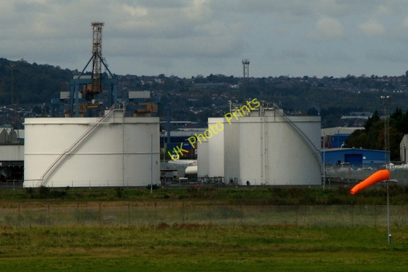 Photo 6"x4" Oil storage tanks, Belfast Holywood\/J3979 c2008 P1