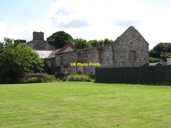 Photo 6"x4" Ruined farm building by the Bann Hilltown\/J2128 c2014
