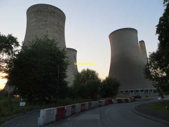 Photo 6"x4" Didcot South Towers Didcot c2014