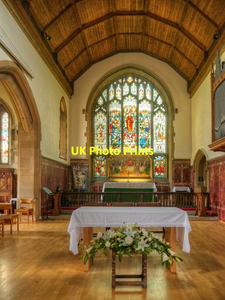 Photo 6"x4" St John's Church, Chancel and East Window New Alresford c2014