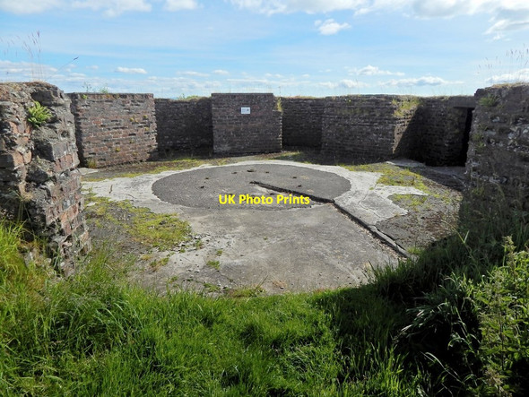 Photo 6"x4" Gun emplacement Mugdock c2014