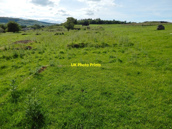 Photo 6"x4" Remains of an accommodation camp Mugdock c2014
