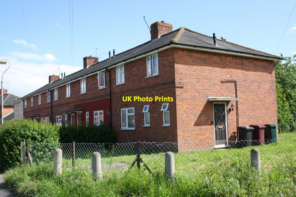 Photo 6"x4" Row of houses on Linden Road, #85 the nearest Whitley Wood\/SU7269 c2014
