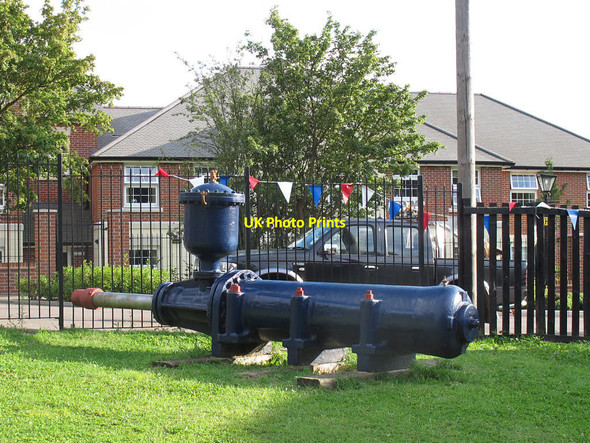 Photo 6"x4" Hydraulic buffer at Ongar station Chipping Ongar c2014