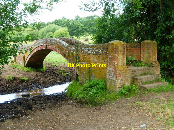 Photo 6"x4" Unexpected bridge in more ways than one Willey Green c2014