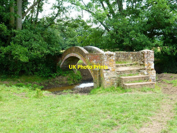 Photo 6"x4" Approaching the unexpected bridge from the north west Willey Green c2014