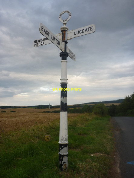 Photo 6"x4" Rural East Lothian : I Went Down To The Crossroads East Linton c2014