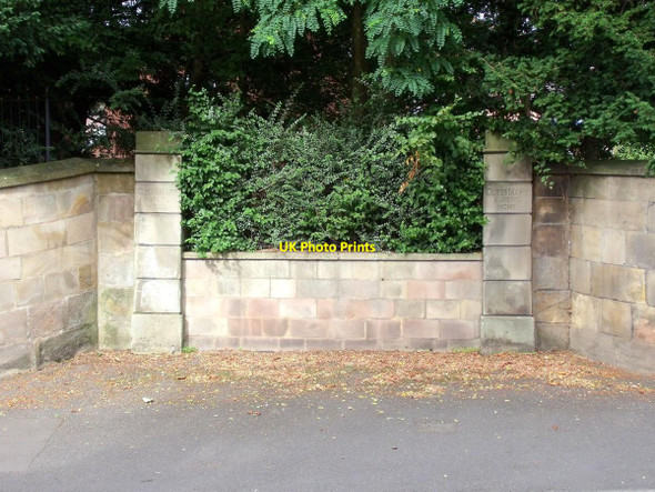 Photo 6"x4" Former Entrance to the Queen Mary Nursing Home Derby\/SK3535 c2014