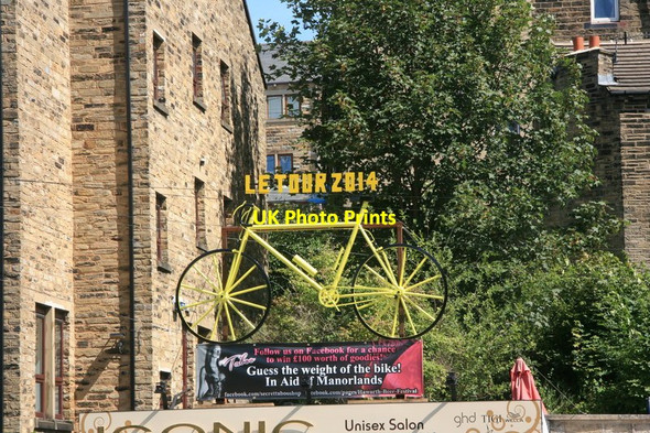 Photo 6"x4" Yellow bikes promoting 'Le Grand D\u00c3\u00a9part': Haworth Hole\/SE0336 c2014