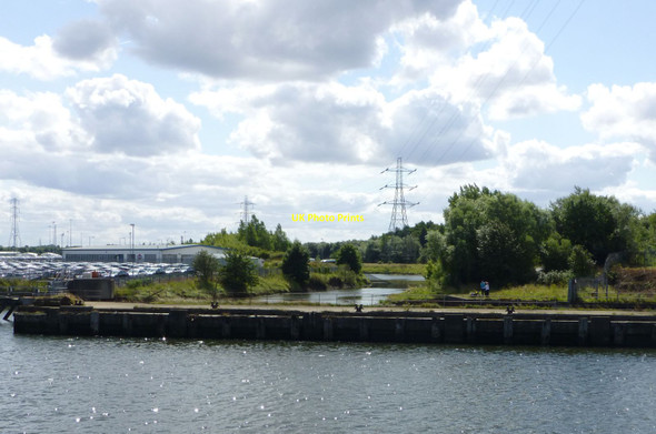 Photo 6"x4" The River Don joins the River Tyne Jarrow c2014