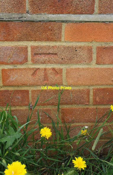 Photo 6"x4" Benchmark on 74 Wensley Road, Flats 7-12 Reading c2014
