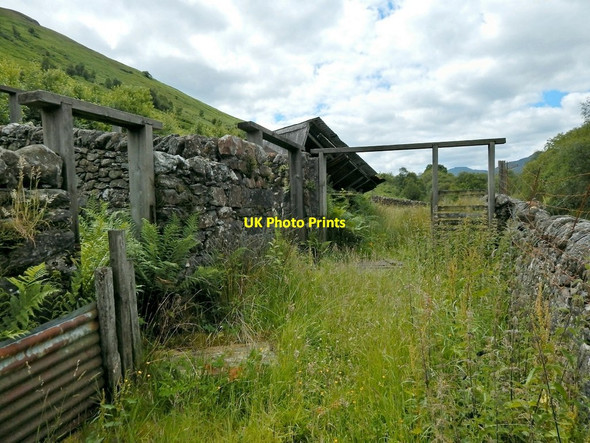 Photo 6"x4" Old sheep fank: interior Tighness c2014