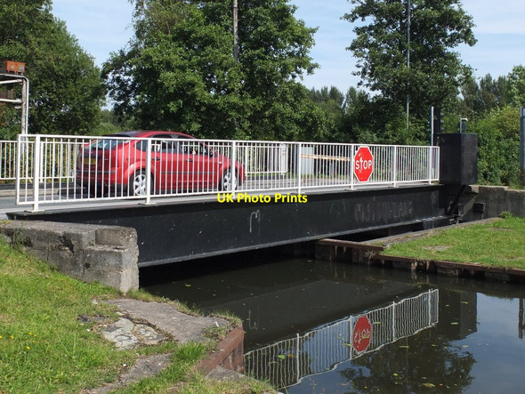Photo 6"x4" Swing bridge on B5194 at Aintree Aintree c2014