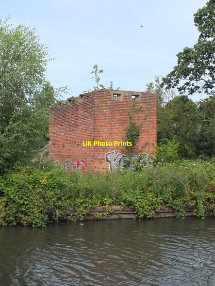 Photo 6"x4" Wartime relic on leeds liverpool canal near Maghull Maghull c2014