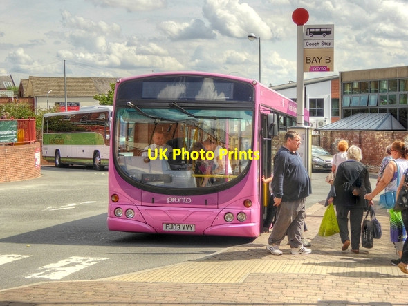 Photo 6"x4" Chesterfield Bus Station Chesterfield\/SK3871 c2014