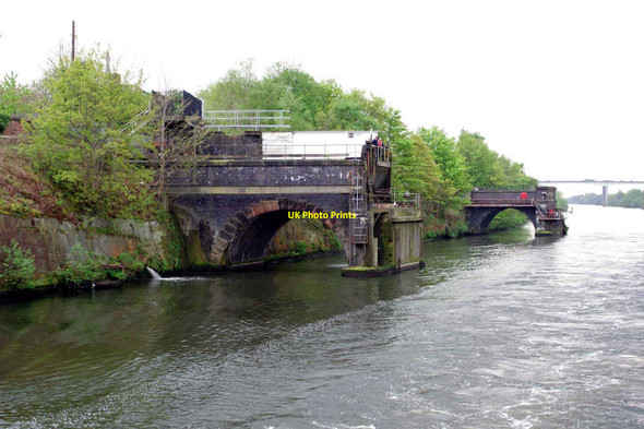 Photo 6"x4" Barton Road Swing Bridge with Barton Swing Aqueduct Eccles\/SJ7798 c2014