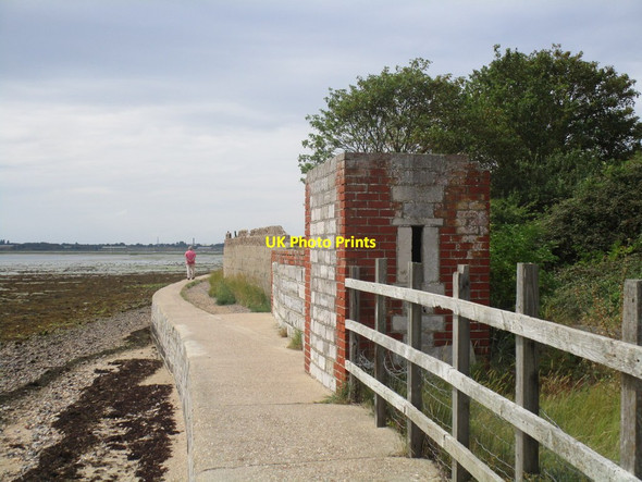 Photo 6"x4" Makeshift defences Port Solent c2014