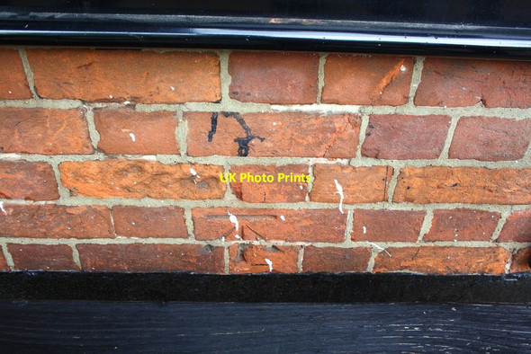 Photo 6"x4" Benchmark on The Turks public house Reading c2014