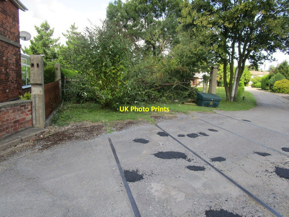 Photo 6"x4" Fotherby level crossing Little Grimsby c2014