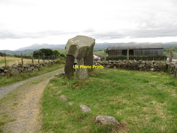 Photo 6"x4" The Legananny Dolmen from the north Finnis c2014