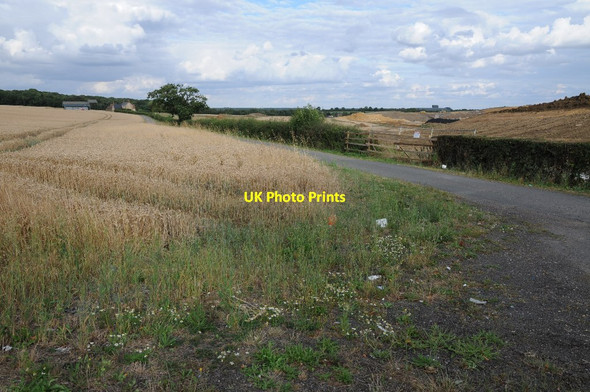 Photo 6"x4" Road to Storefield Lodge Great Oakley\/SP8785 c2014