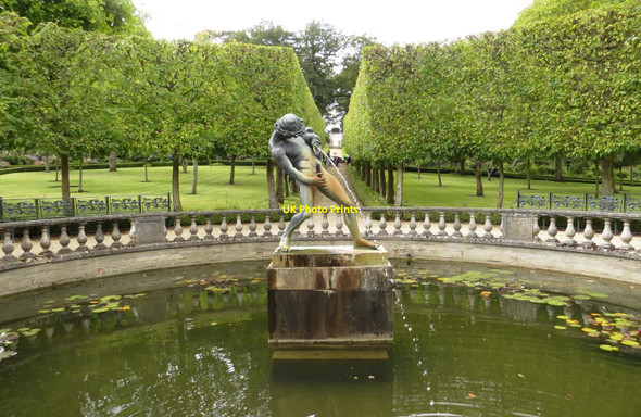 Photo 6"x4" Fountain statue in the lily pond Buscot c2014