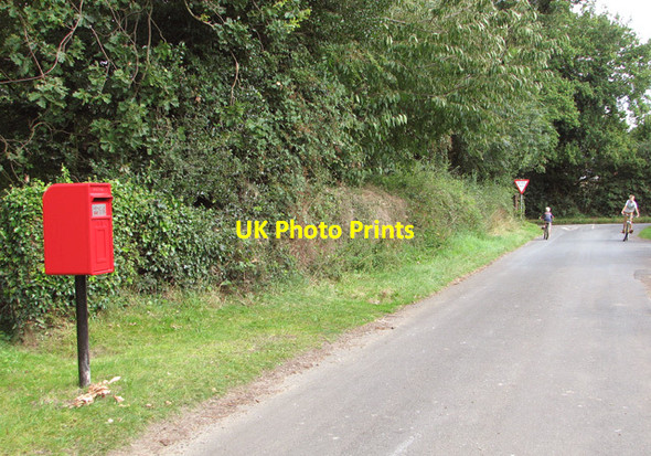 Photo 6"x4" New postbox in Easthill Lane Bramerton c2014