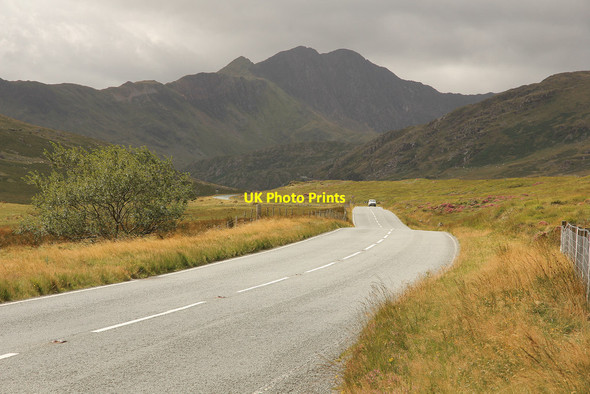 Photo 6"x4" Llanberis Pass Nantygwryd c2014