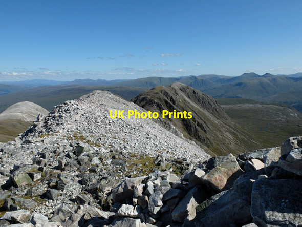 Photo 6"x4" East from the summit of Beinn Liath Mh\u00c3\u00b2r Coire L\u00e0ir\/NG9651 c2014