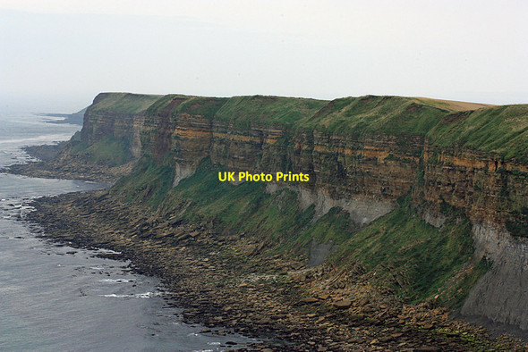 Photo 6"x4" Newbiggin Cliff Filey c2014