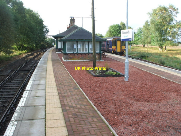Photo 6"x4" Rannoch railway station, Perth & Kinross Rannoch Sta c2008