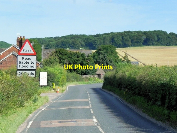 Photo 6"x4" A339 near Pitt Hall Ibworth c2014