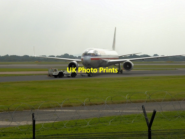 Photo 6"x4" Boeing 767 at Manchester Airport Thorns Green c2014