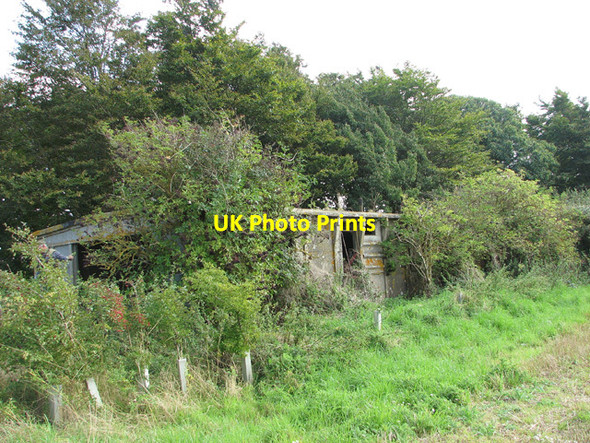 Photo 6"x4" WW2 barracks hut Docking c2014