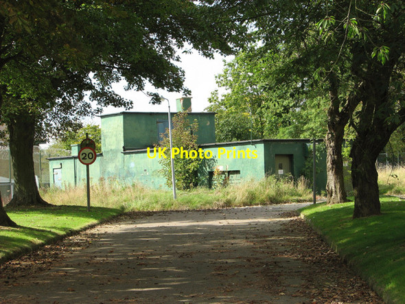 Photo 6"x4" Old RAF building Lamas c2014