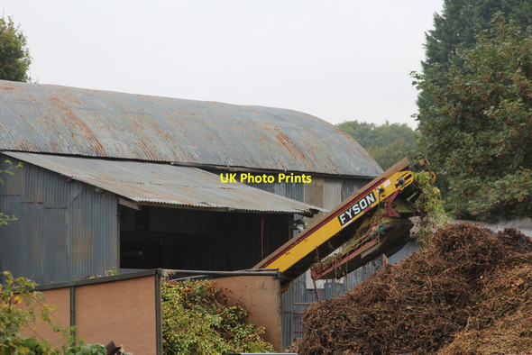 Photo 6"x4" Hop processing at Ankerdine Farm Ankerdine Hill c2014