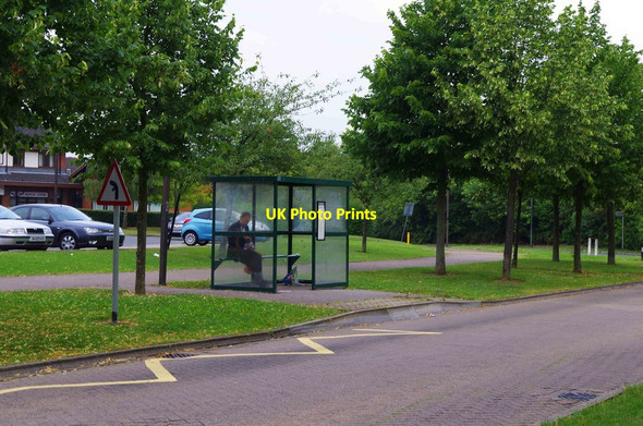 Photo 6"x4" Bus shelter in Dulverton Drive, Furzton, Milton Keynes Milton Keynes c2014