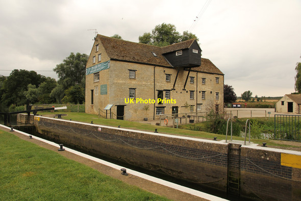 Photo 6"x4" Barnwell Lock and Mill Oundle c2014
