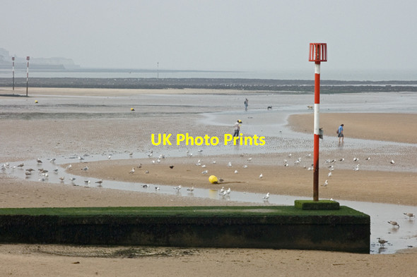 Photo 6"x4" On Margate sands... Margate c2014