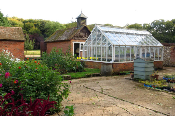 Photo 6"x4" Greenhouse at Nuffield Place Huntercombe End c2014