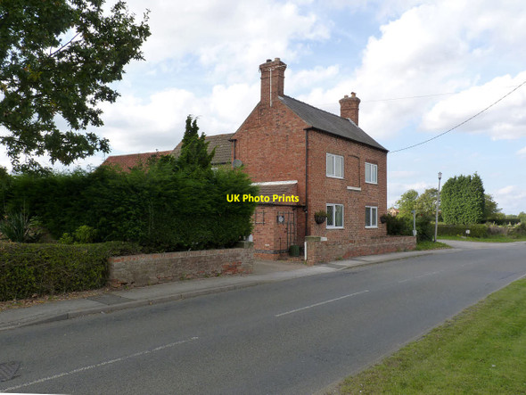 Photo 6"x4" Blacksmiths Arms Cottage Sturton le Steeple c2014