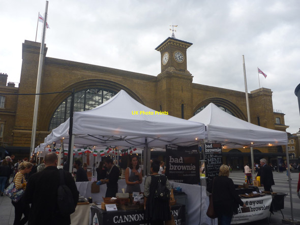 Photo 6"x4" London Cityscape : Cakes At King's Cross London c2014