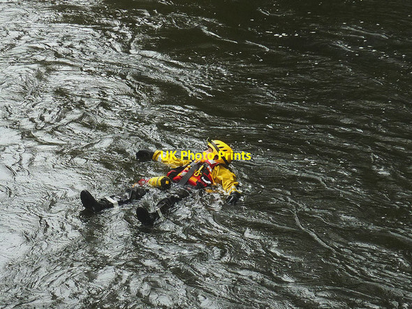 Photo 6"x4" Rescue practice in the River Brathay (4) Ambleside c2014