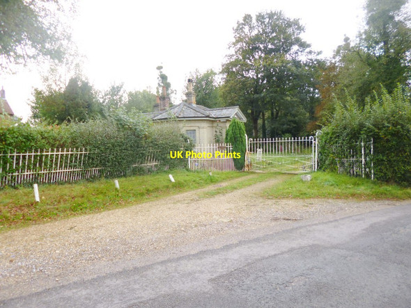 Photo 6"x4" Hale, Searchfield Lodge Hale\/SU1919 c2014