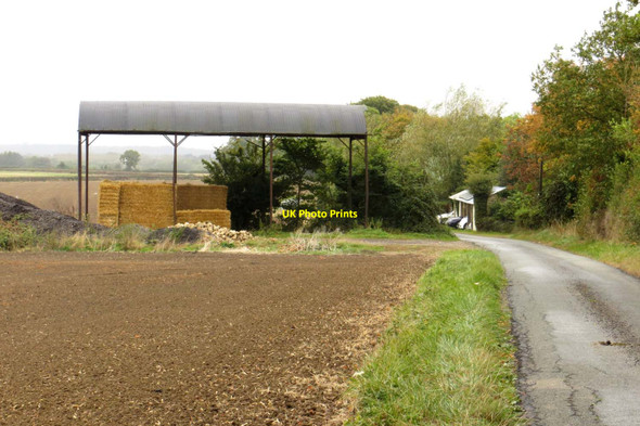 Photo 6"x4" Barn opposite Walnut Tree Cottage Hampton Gay c2014