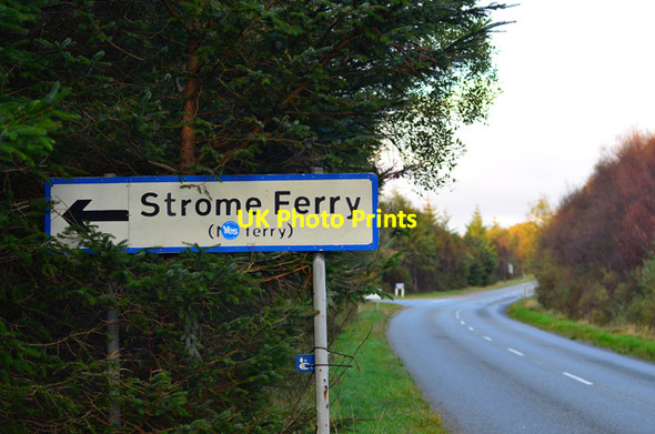 Photo 6"x4" Stromeferry (Yes ferry) Strome Ferry c2014