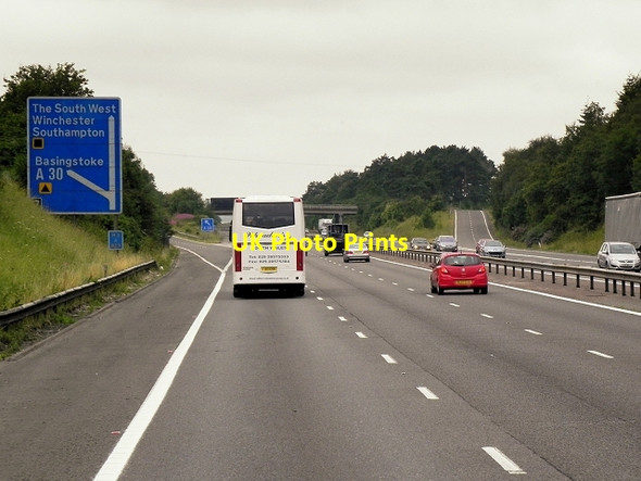 Photo 6"x4" Westbound M3 at Junction 7 Hatch Warren c2014